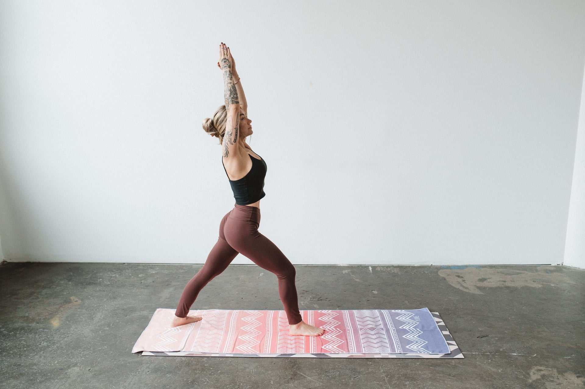 The Cassady Yoga Towel – Quick-Dry, Non-Slip, Eco-Conscious Design