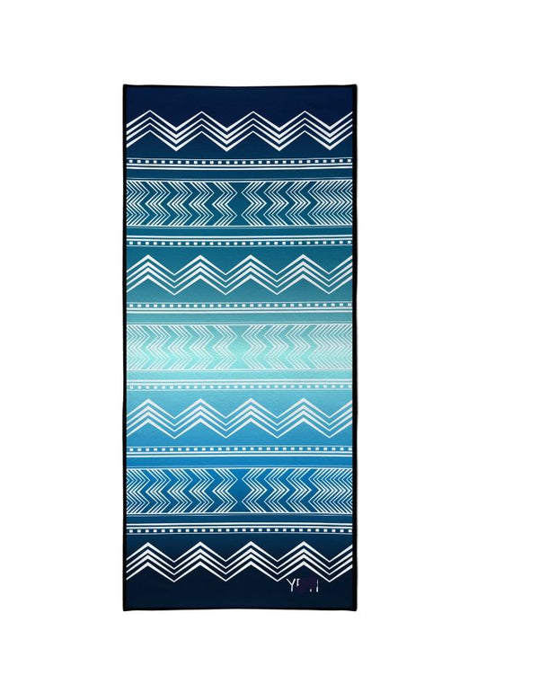 The Diamond Yoga Towel – Quick-Dry, Non-Slip, Eco-Friendly Performance Towel